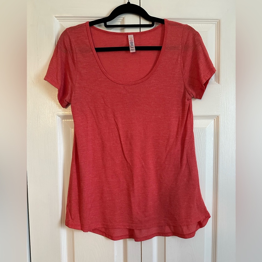 LuLaRoe Classic-T